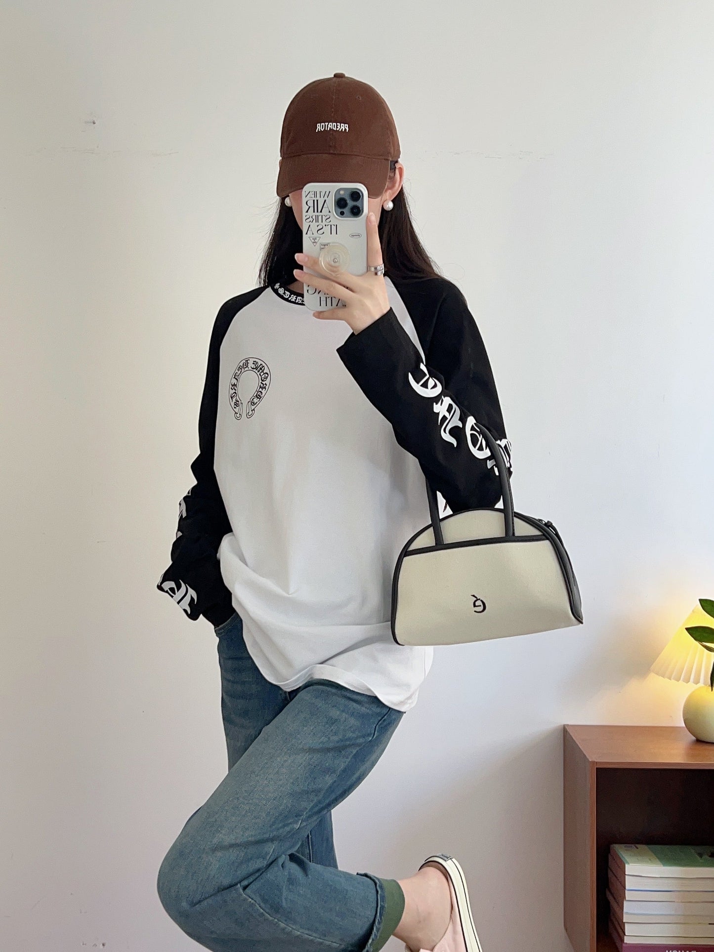 Long-Sleeve T-shirt Q983294