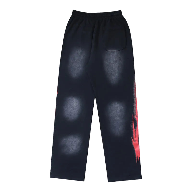 Black And Red Pants Q842372